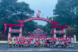 Chinh phục 19,08 km đường chạy mừng Quốc khánh, lan tỏa yêu thương đến học sinh nghèo