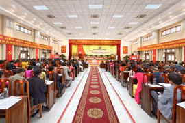 Ban chấp hành Đảng bộ phường chính thức ra mắt Ảnh: Dũng Nhân