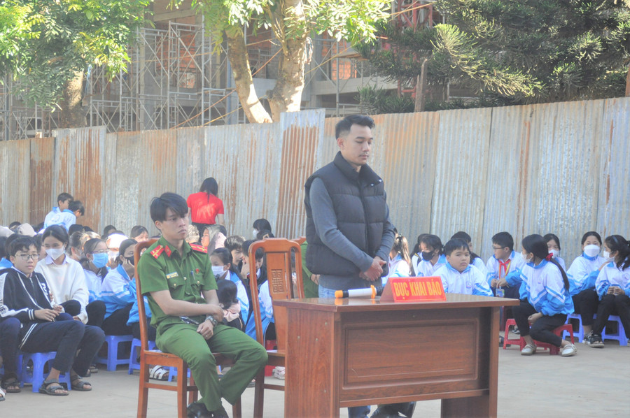 Quang cảnh phiên tòa giả định. Ảnh: R.H
