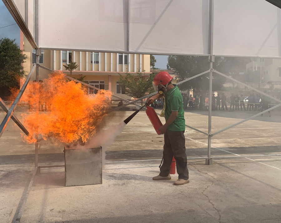 Các đội tham gia phần thi thực hành. Ảnh: R.H Các đội tham gia phần thi thực hành. Ảnh: R.H