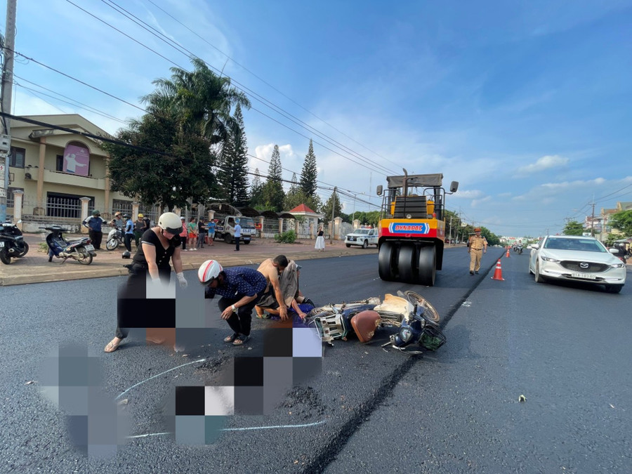 Hiện trường vụ tai nạn giao thông. Ảnh: V.N Hiện trường vụ tai nạn giao thông. Ảnh: V.N