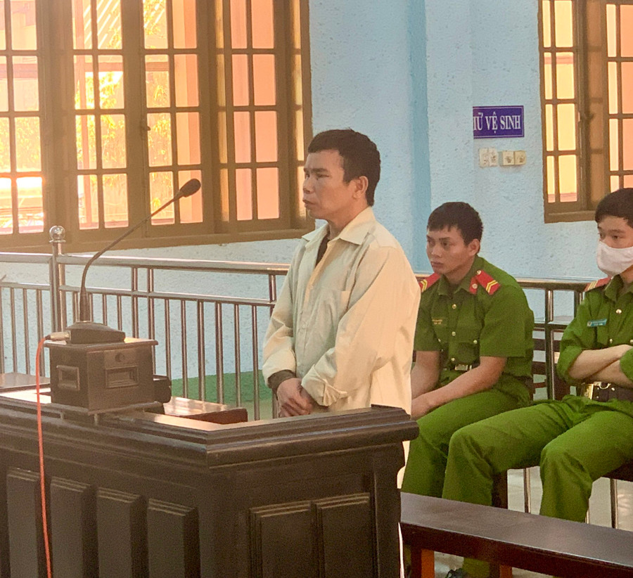 Bị cáo Đặng Ngọc Hồ tại phiên tòa. Ảnh: R'Ô HOK