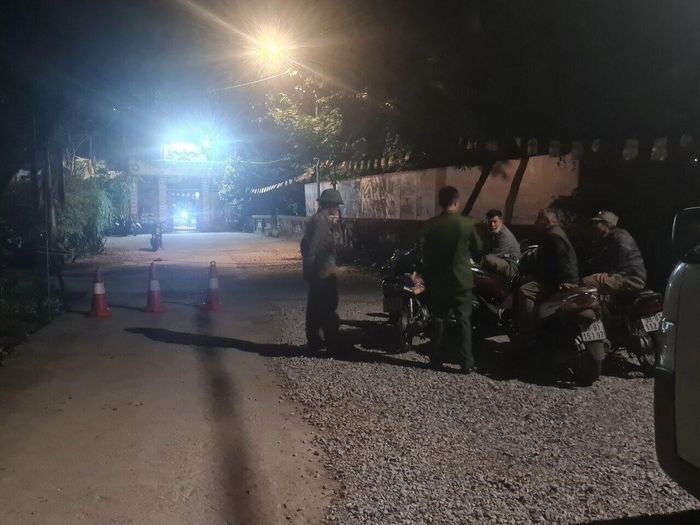 Hiện trường nơi xảy ra án mạng Hiện trường nơi xảy ra án mạng