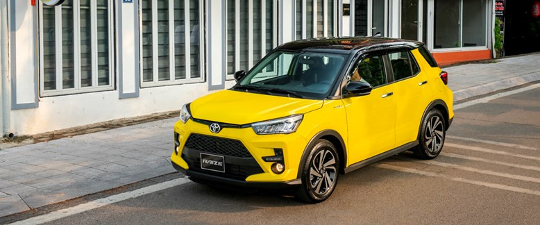 Toyota Raize sở hữu ngoại thất trẻ trung, sắc nét với thiết kế mâm xe hợp kim lên đến 17 inch. Ảnh: S.T