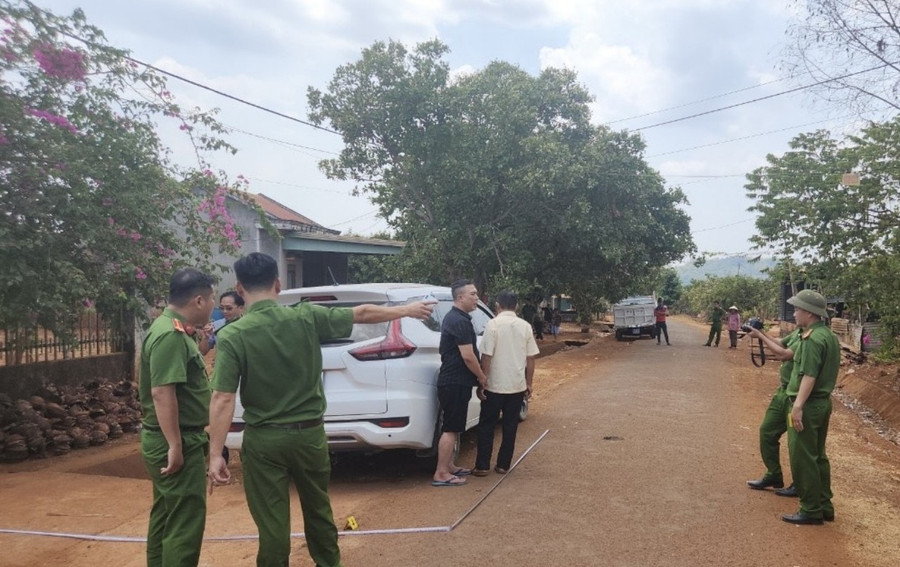 Hiện trường nơi xảy ra vụ việc. Ảnh: Công an huyện Đức Cơ Hiện trường nơi xảy ra vụ việc. Ảnh: Công an huyện Đức Cơ