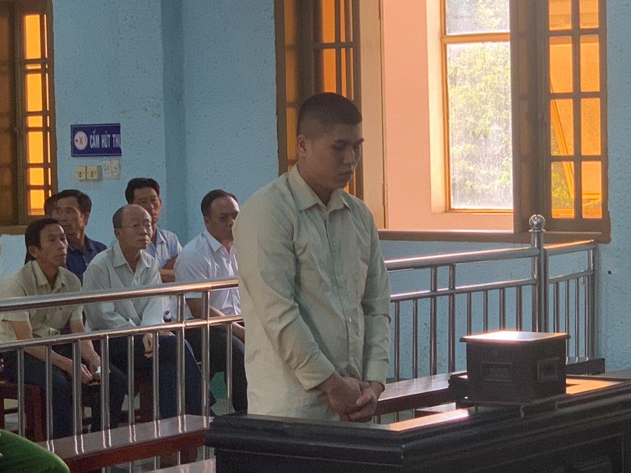 Bị cáo Đoàn Đỗ Hữu Pháp tại phiên tòa. Ảnh: R'Ô HOK Bị cáo Đoàn Đỗ Hữu Pháp tại phiên tòa. Ảnh: R'Ô HOK