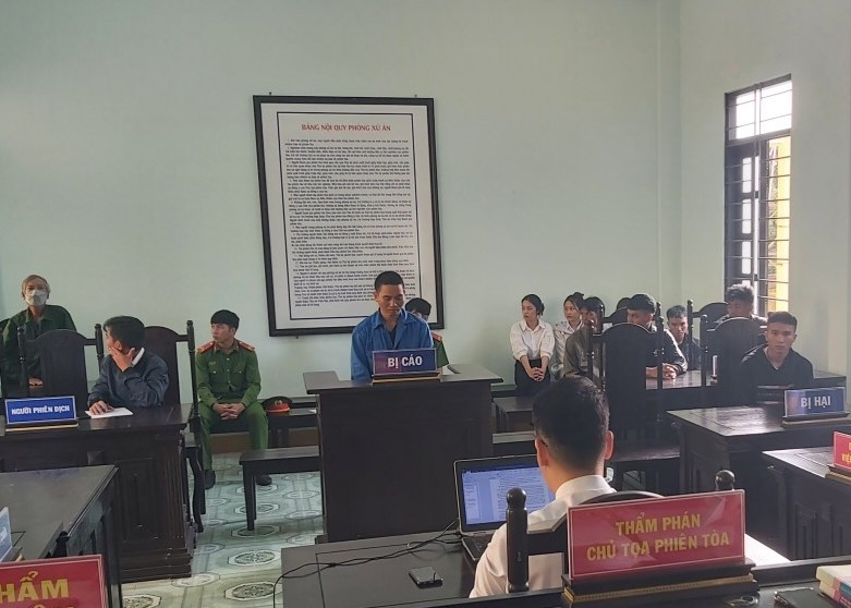 Bị cáo Kpă Sét tại phiên tòa. Ảnh: Nguyễn Quyết Bị cáo Kpă Sét tại phiên tòa. Ảnh: Nguyễn Quyết