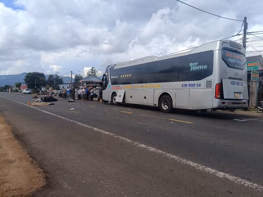 Hiện trường tai nạn giao thông. Ảnh: R.H Hiện trường tai nạn giao thông. Ảnh: R.H