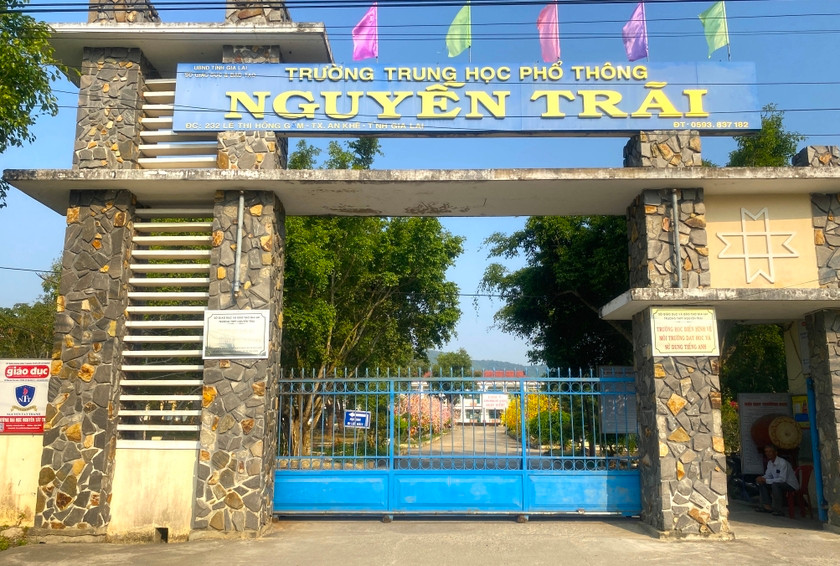 Trường THPT Nguyễn Trãi nơi nữ sinh Phan Nguyễn Ngọc Hân theo học. Ảnh: An Phát Trường THPT Nguyễn Trãi nơi nữ sinh Phan Nguyễn Ngọc Hân theo học. Ảnh: An Phát