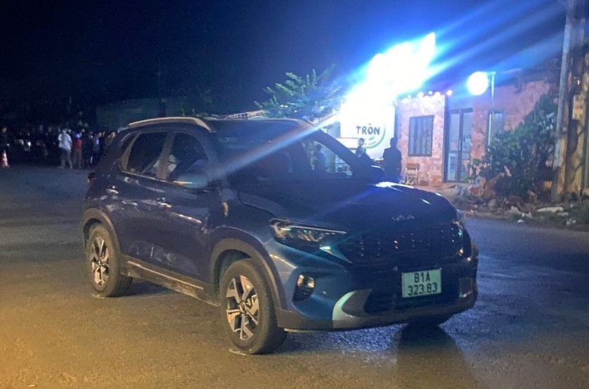 Xe ô tô gây tai nạn chết người. Ảnh: T.D Xe ô tô gây tai nạn chết người. Ảnh: T.D