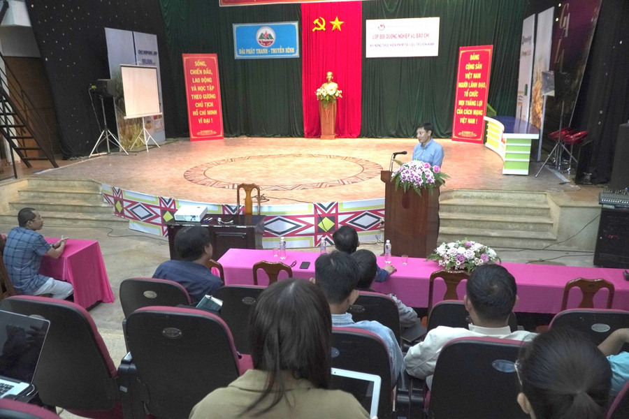 Quang cảnh lớp bồi dưỡng