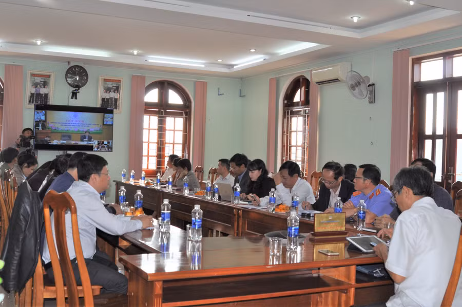 Quang cảnh hội nghị trực tuyến tại điểm cầu Gia Lai. Ảnh: R'Ô HOK