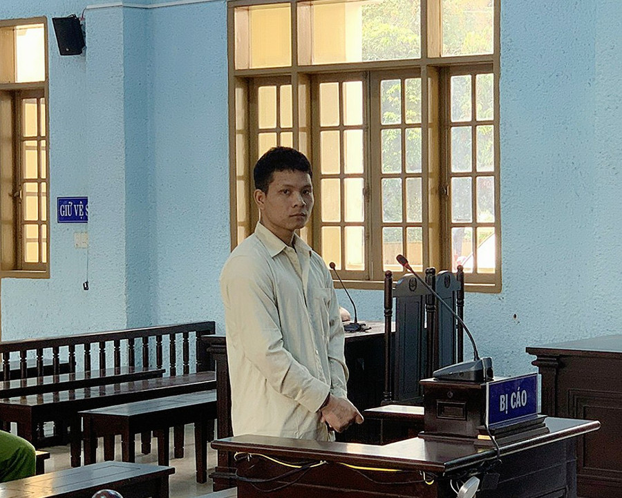 Bị cáo Rah Lan Bot tại phiên tòa. Ảnh: R'Ô HOK