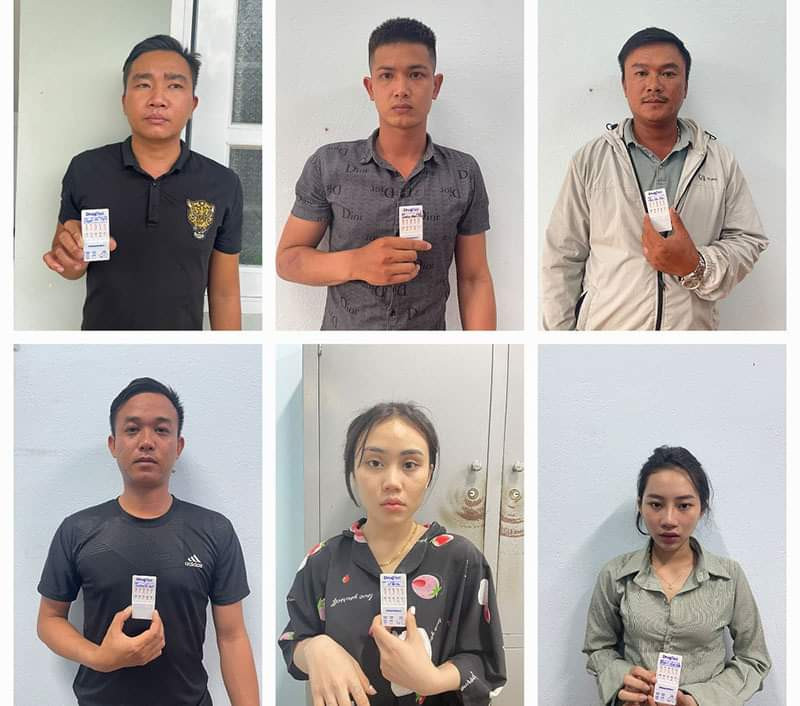 Các đối tượng (từ trái sang, trên xuống), gồm Ngân, Thắng, Hiếu, Việt, H’Thảo H’ra và Trâm. Ảnh: Công an thị xã An Khê Các đối tượng (từ trái sang, trên xuống), gồm Ngân, Thắng, Hiếu, Việt, H’Thảo H’ra và Trâm. Ảnh: Công an thị xã An Khê