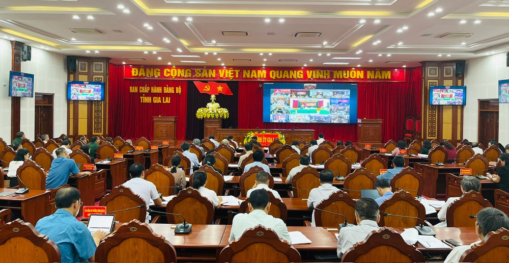 Quang cảnh hội nghị tại điểm cầu trụ sở Tỉnh ủy. Ảnh: P.D z5889212535805-2fa8ef505dd2386381feb9b8856adc82-7502.jpg