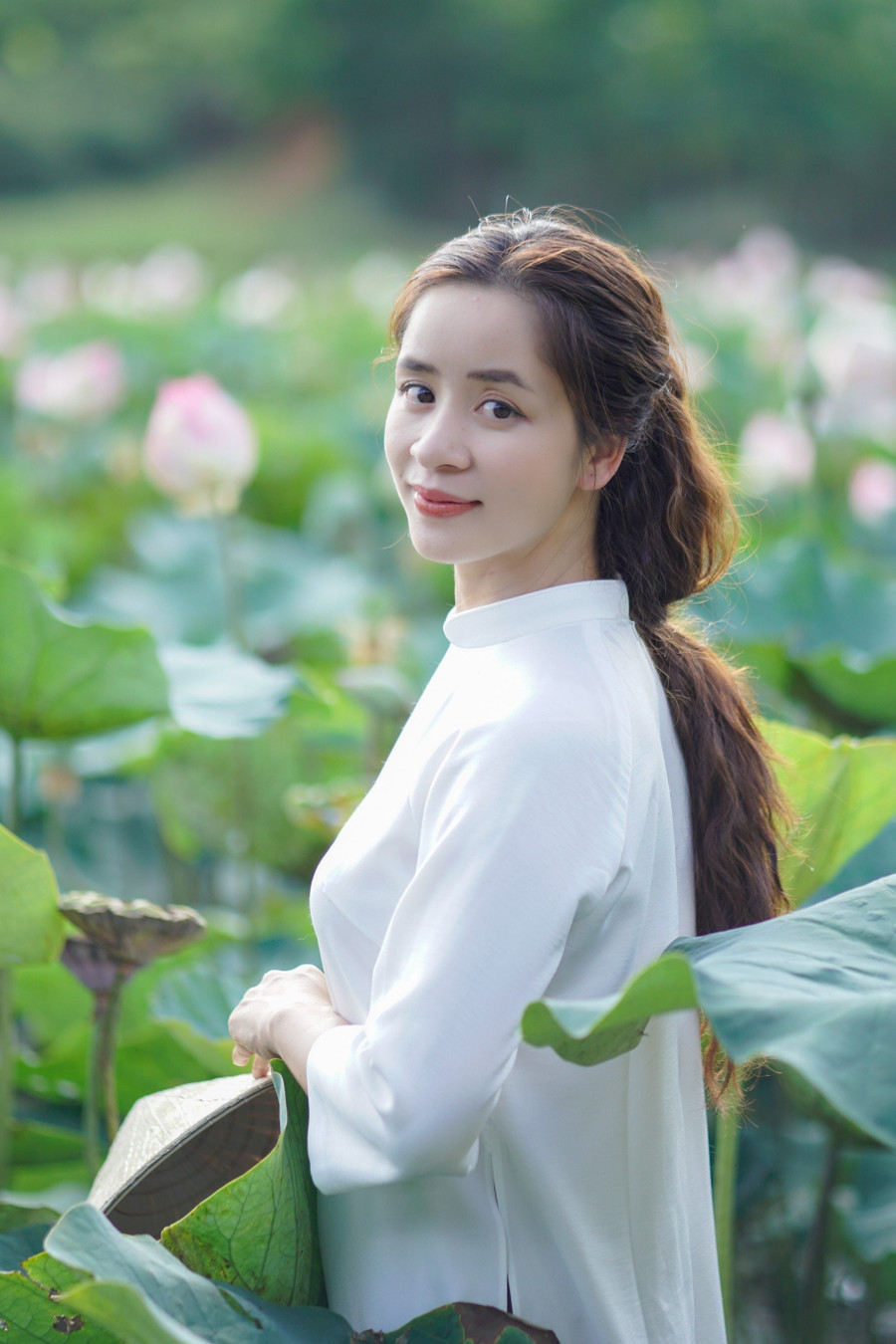 Từ hành trình “chữa bệnh” cho cuộc hôn nhân của mình, chị Vũ Thị Trà My trở thành người “chữa lành” cho những mối quan hệ. Ảnh: NVCC 1011.jpg