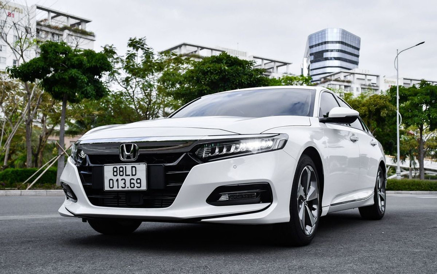 Honda Accord sở hữu diện mạo bề thế và trưởng thành hơn với ngôn ngữ thiết kế hiện đại. Ảnh: S.T ac-6560.jpg