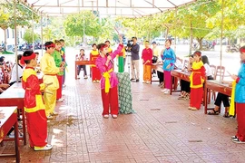 Nhen tình yêu dân ca, bài chòi