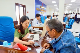 Khai mở tư duy cải cách, phục vụ