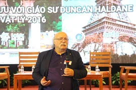 Truyền cảm hứng khoa học cho thế hệ trẻ
