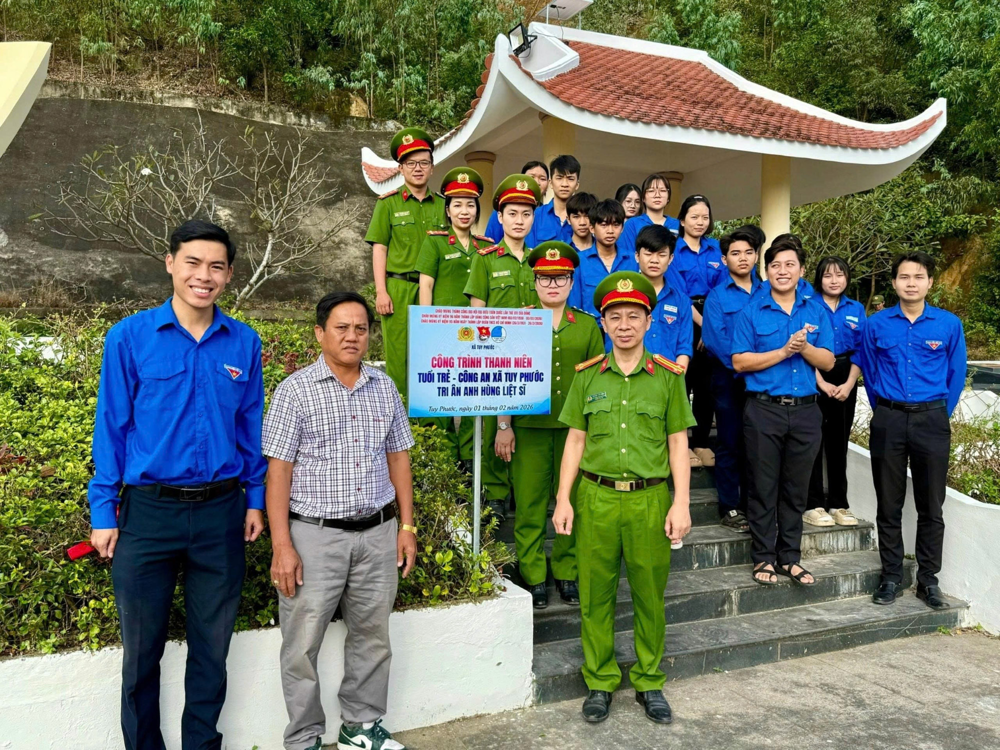 ra-mat-cong-trinh-thanh-nien-tai-xa-tuy-phuoc-1.jpg