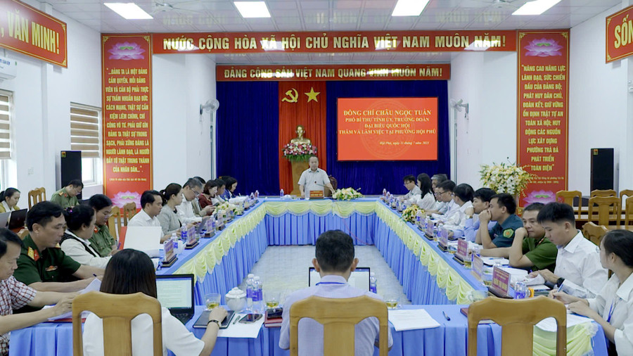 Quang cảnh buổi làm việc. Ảnh: Minh Trung lam-viec-tai-phuong-hoi-phu.jpg