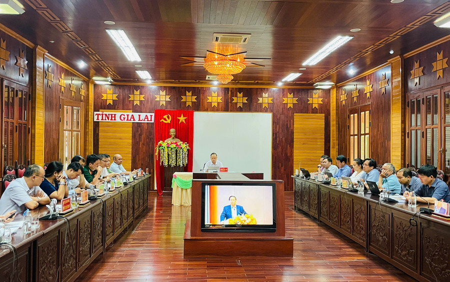 Quang cảnh hội nghị tại điểm cầu tỉnh Gia Lai. Ảnh Phi Long anh-00000.jpg