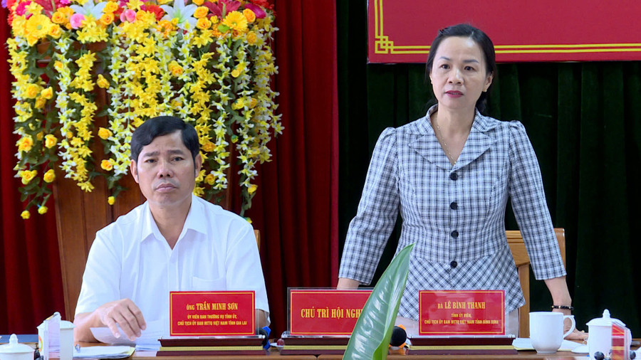 Chủ tịch Ủy ban MTTQ Việt Nam tỉnh Bình Định Lê Bình Thanh phát biểu tại buổi làm việc. Ảnh: Huy Toàn chu-tich-uy-ban-mttq-viet-nam-tinh-binh-dinh-le-binh-thanh-phat-bieu-tai-buoi-lam-viec.jpg
