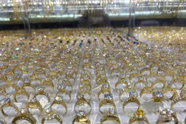 Giá vàng ngày 18-9 quay đầu giảm nhẹ 300.000 đồng.