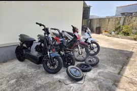 Gia Lai: Xác minh 3 thiếu niên gây ra 6 vụ trộm xe điện