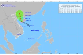 Áp thấp nhiệt đới trên biển Đông gió mạnh cấp 6-7, giật cấp 9, sóng biển cao 2-3,5 m