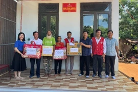 Gia Lai bàn giao 2 căn nhà tình nghĩa cho hộ nghèo tại huyện Đak Đoa