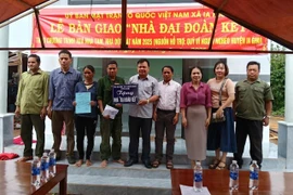 Ia Grai bàn giao nhà “Đại đoàn kết” cho hộ nghèo