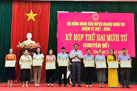 Kbang: Khen thưởng 43 tập thể, cá nhân có thành tích xuất sắc trong hoạt động HĐND