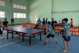 Chư Păh tổ chức Giải Bóng bàn công chức, viên chức, người lao động