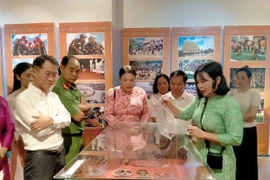 Khai mạc Triển lãm “Gia Lai-Sắc màu văn hóa” tại đặc khu Côn Đảo