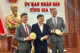 Lãnh đạo tỉnh Gia Lai tiếp đoàn công tác của Đại sứ Phái đoàn Liên minh châu Âu và Đại sứ Pháp tại Việt Nam