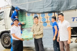 Người dân trong tỉnh Gia Lai chung tay hướng về đồng bào vùng lũ