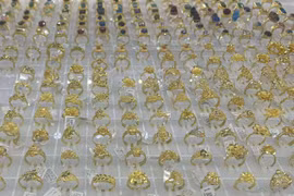 Ngày 12-9, giá vàng tuột dốc 2 triệu đồng mỗi lượng