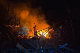 UAV Nga oanh tạc Odesa, Ukraine tấn công nhà máy hóa chất của Nga