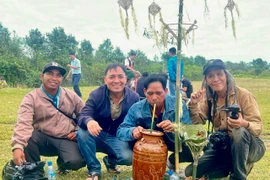 Nghệ sĩ Hùng Hoa Lư: Người lưu trữ di sản văn hóa truyền thống đầy tâm huyết