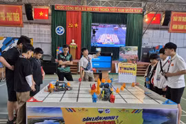 Các đội thi đấu hạng mục VEX IQ tại vòng loại Giải vô địch Quốc gia VEX Robotics 2026 tổ chức tại Pleiku (Gia Lai).