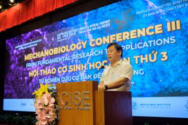 Gần 100 nhà khoa học dự hội thảo cơ sinh học từ nghiên cứu cơ bản đến ứng dụng
