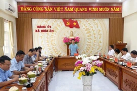 Phó Bí thư Tỉnh ủy, Chủ tịch Ủy ban MTTQ Việt Nam tỉnh Nguyễn Ngọc Lương kiểm tra tình hình hoạt động tại xã Hoài Ân và Ia Sao