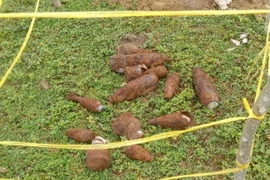 Bom mìn, vật liệu nổ được Ban Chỉ huy Phòng thủ Khu vực 3 - Thống Nhất thu gom xử lý an toàn.