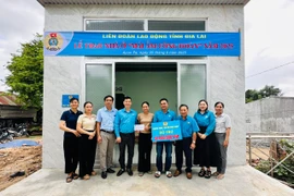 Bàn giao 2 căn nhà cho gia đình khó khăn ở Ayun Pa và Phú Thiện