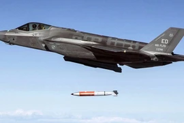 Tiêm kích F-35 Mỹ thả bom hạt nhân chiến thuật B61-12 trong cuộc thử nghiệm năm 2021. Ảnh: JPO
