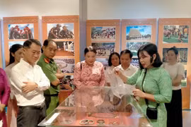 Khai mạc Triển lãm “Gia Lai-Sắc màu văn hóa” tại đặc khu Côn Đảo