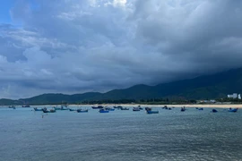 Vùng áp thấp đã mạnh lên thành áp thấp nhiệt đới gần Biển Đông. Ảnh: P.V