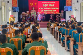 Ia Grai tổ chức gặp mặt nhân kỷ niệm 65 năm Ngày truyền thống Lực lượng vũ trang huyện